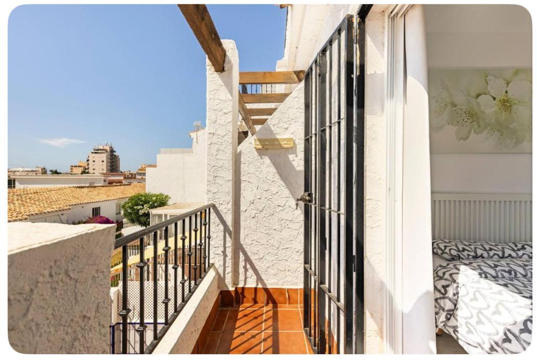 La Casa En La Carihuela Playa A 4 Minutos A Pie Villa Torremolinos Kültér fotó