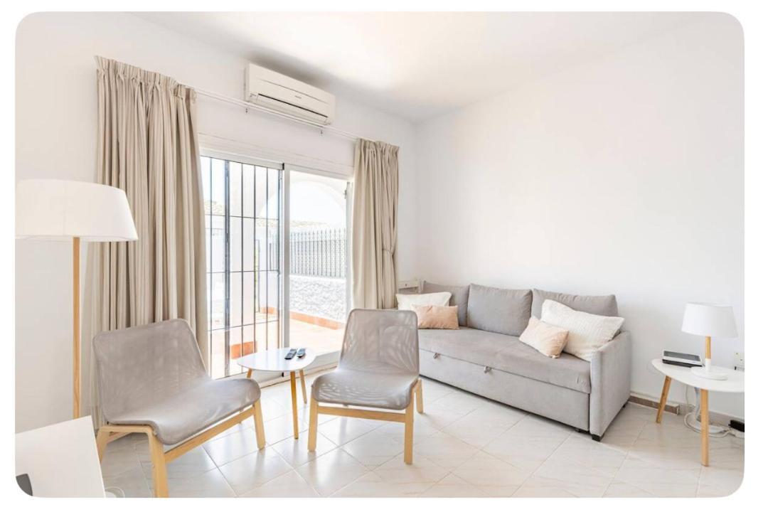 La Casa En La Carihuela Playa A 4 Minutos A Pie Villa Torremolinos Kültér fotó