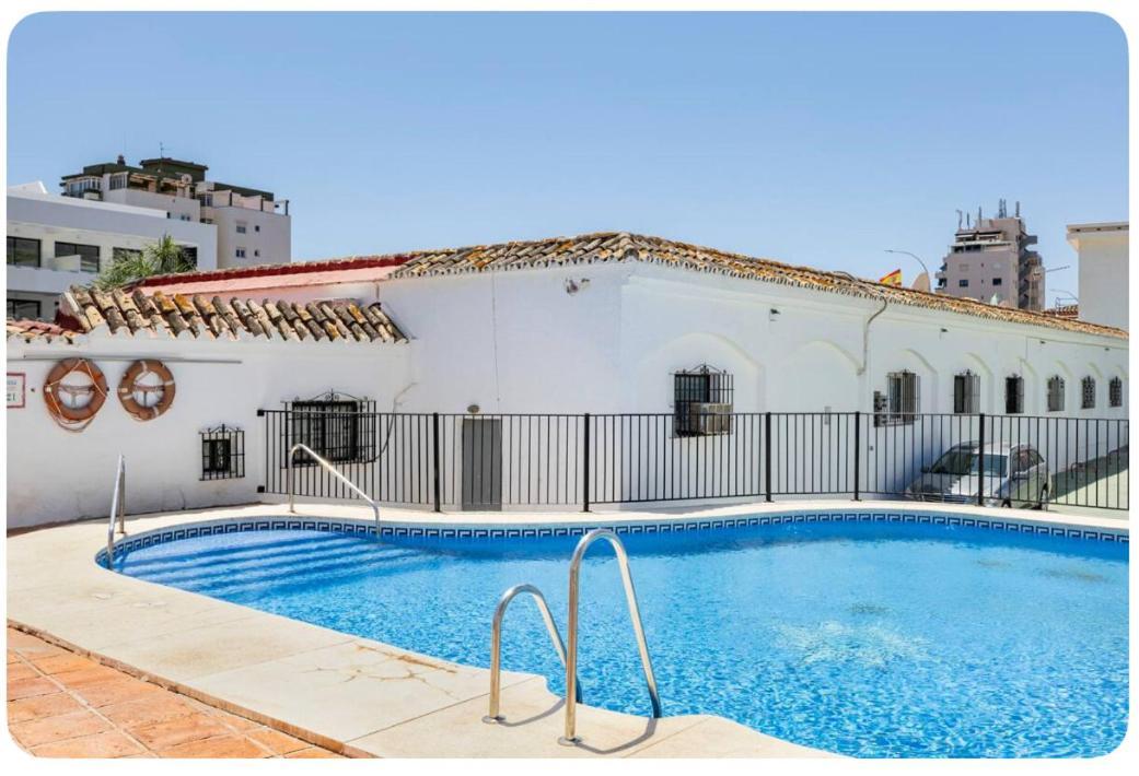 La Casa En La Carihuela Playa A 4 Minutos A Pie Villa Torremolinos Kültér fotó